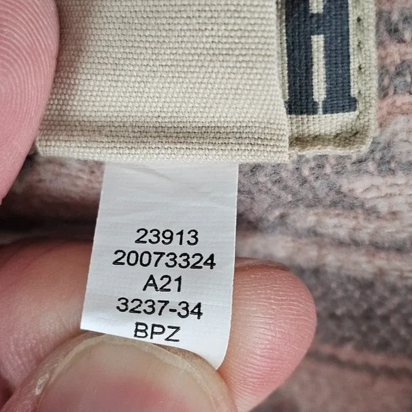 Duluth Trading Co Vest Women's M Southwest Aztec Quilt Lined Button Front 23913 - Picture 6 of 6